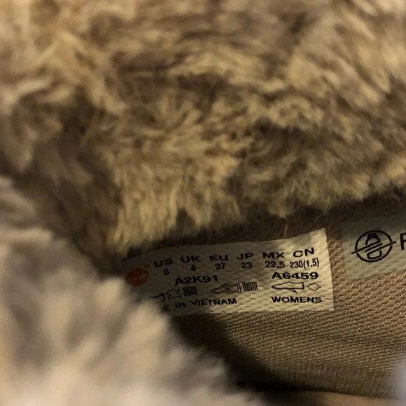 Timberland Women’s Premium 6 IN Wheat Warm Lined Puffer Waterproof Boot Size 6 M - Picture 11 of 11